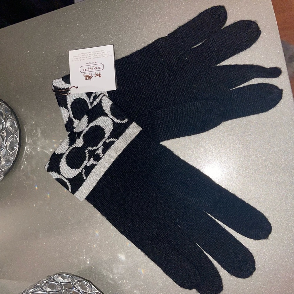 Authentic Coach Gloves - Picture 3 of 5